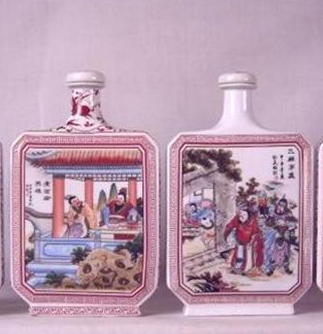 喝完酒瓶別扔！這些酒瓶收藏價(jià)值上萬(wàn)，九年價(jià)漲三倍！